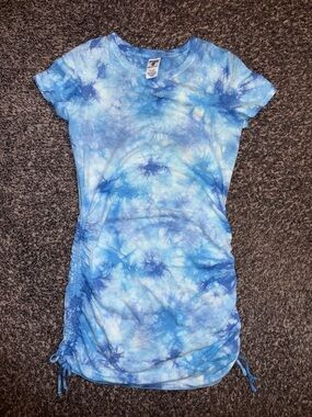 PINK Victoria's Secret Blue Tie-Dye Ruched Short Sleeve dress
